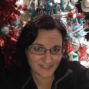 Meet your Posher, Holly